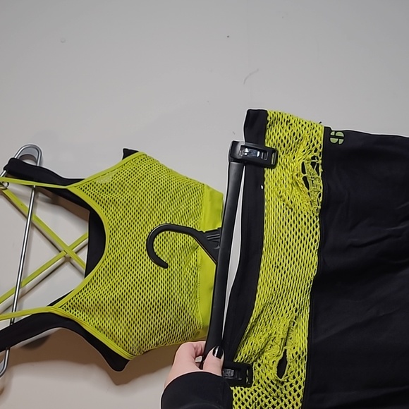 USED Sports Illustrated workoutset Medium/Large/ "XL" SEE PHOTOS AND DESCRIPTION - Picture 1 of 10